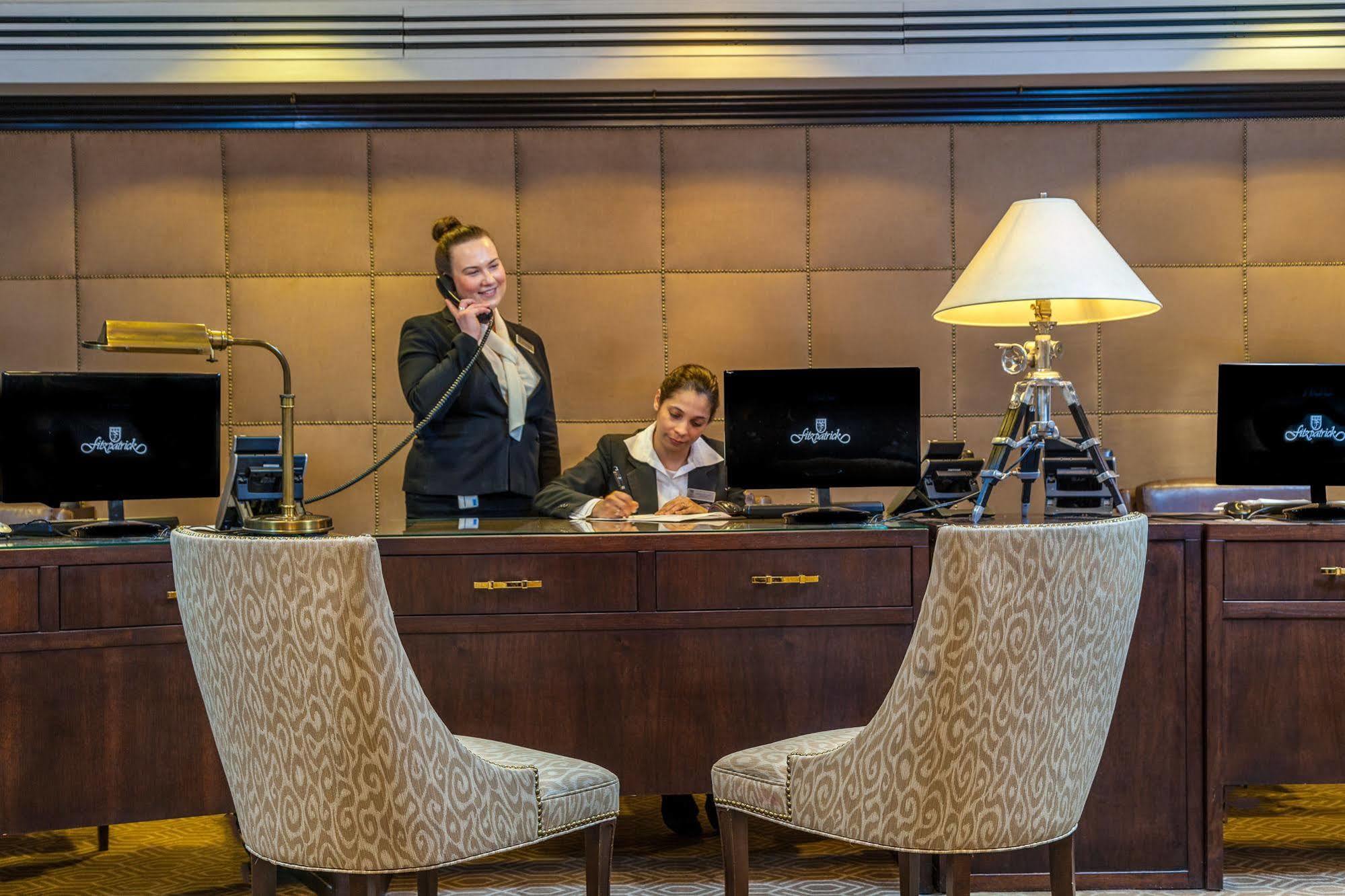 Fitzpatrick Grand Central New York Bagian luar foto